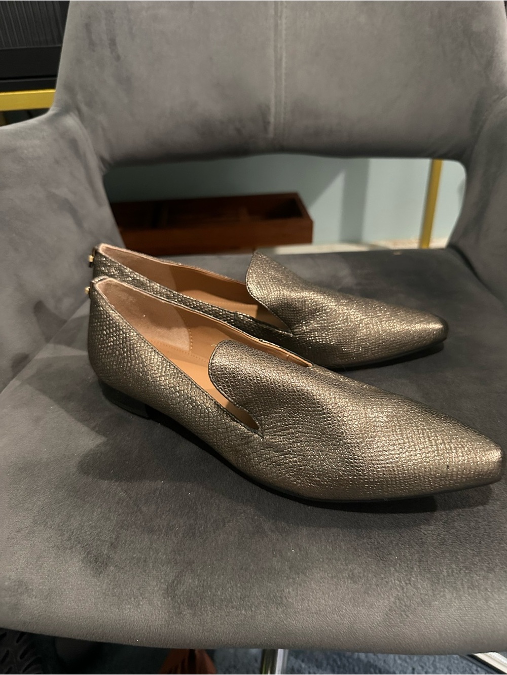 Calvin Klein Metallic Pewter Pointed Toe D'Orsay Loafer Flat 7.5